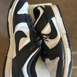 Size 11.5 men’s nike panda dunks 