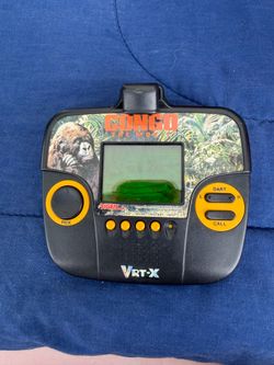 Portable gaming console