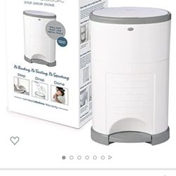 Dekor Classic Hands-Free Diaper Pail | White | Easiest to Use | Just Step – Drop – Done | Doesn’t Absorb Odors | 20 Second Bag Change | Most Economica