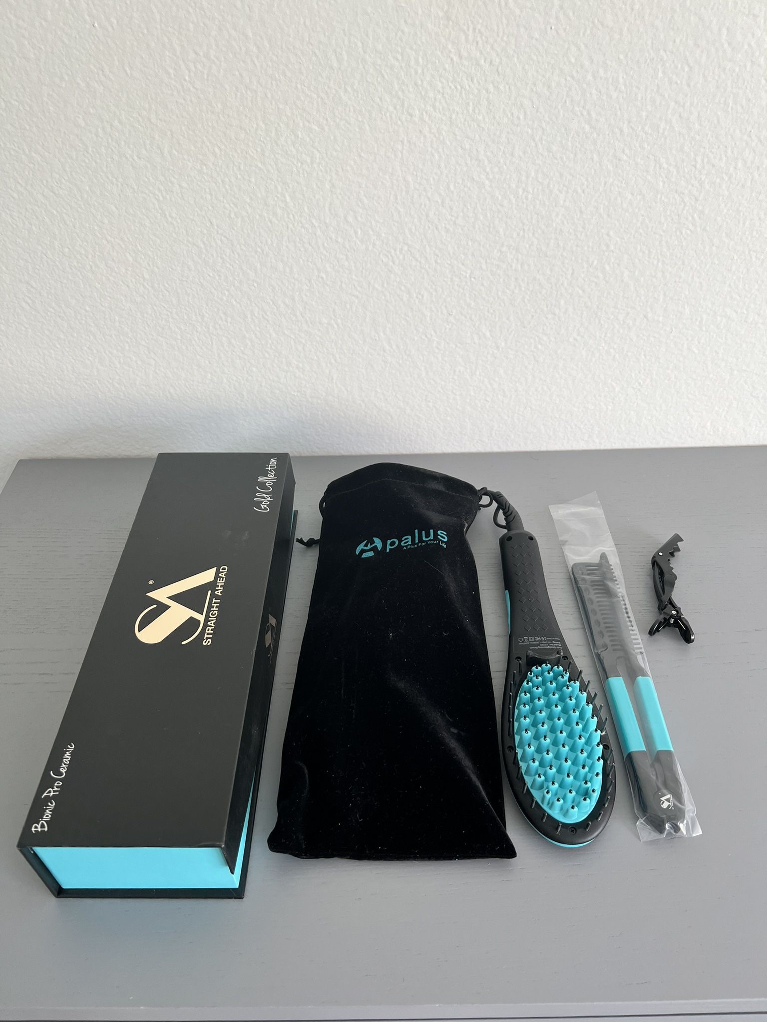 Bionic Ceramic Hair Straightening Brush