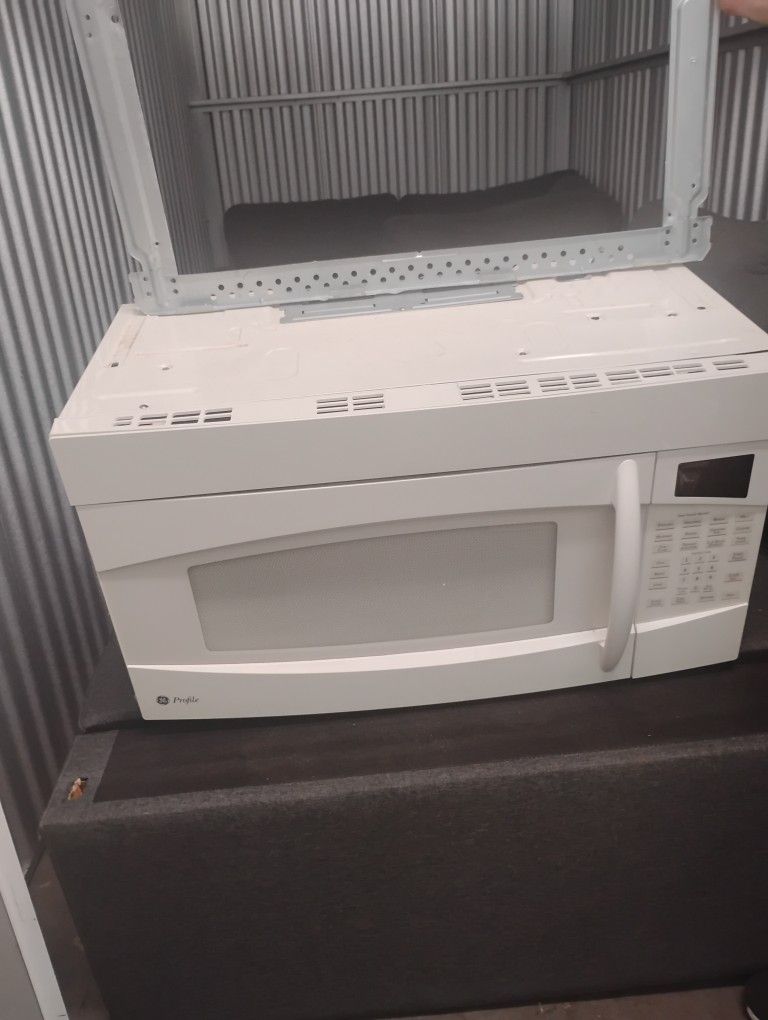 Microwave ( Color Bisque)