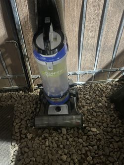 Bissel Vacuum With Built In Card Winder 