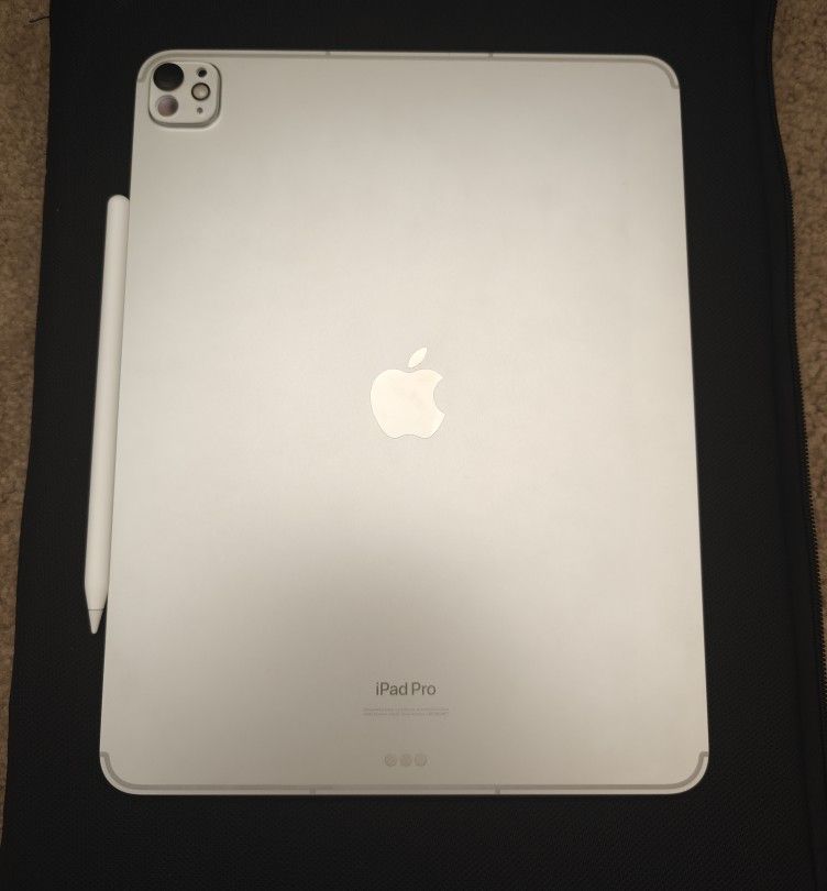 iPad Pro 13 M4 WiFi + Cellular + Pencil Pro