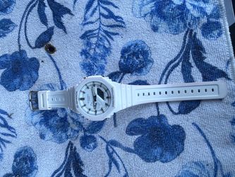 White G-SHOCK