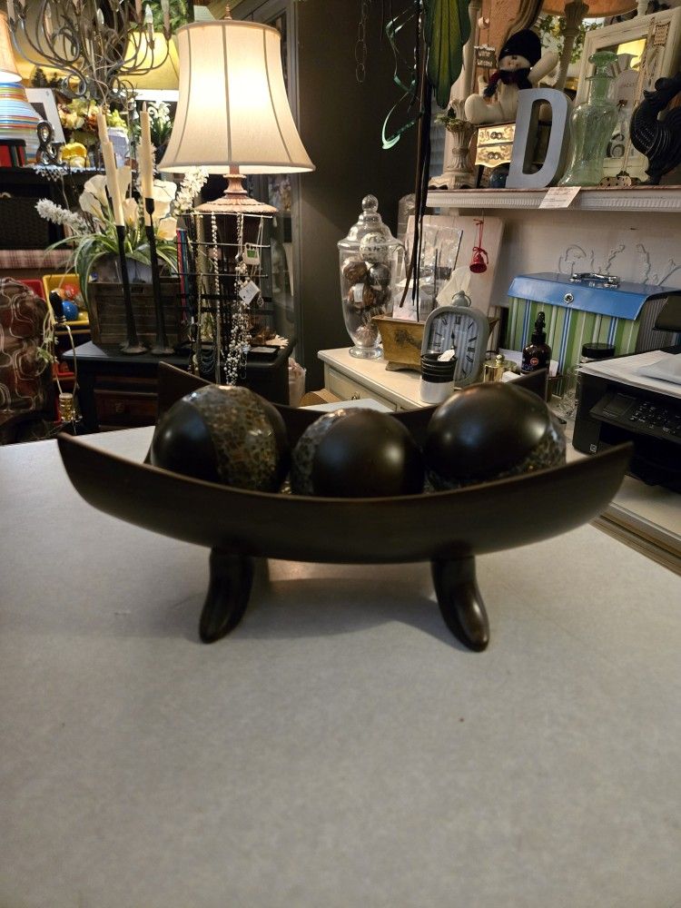Schonwerk Bowl With Mosiac Accents & Decor