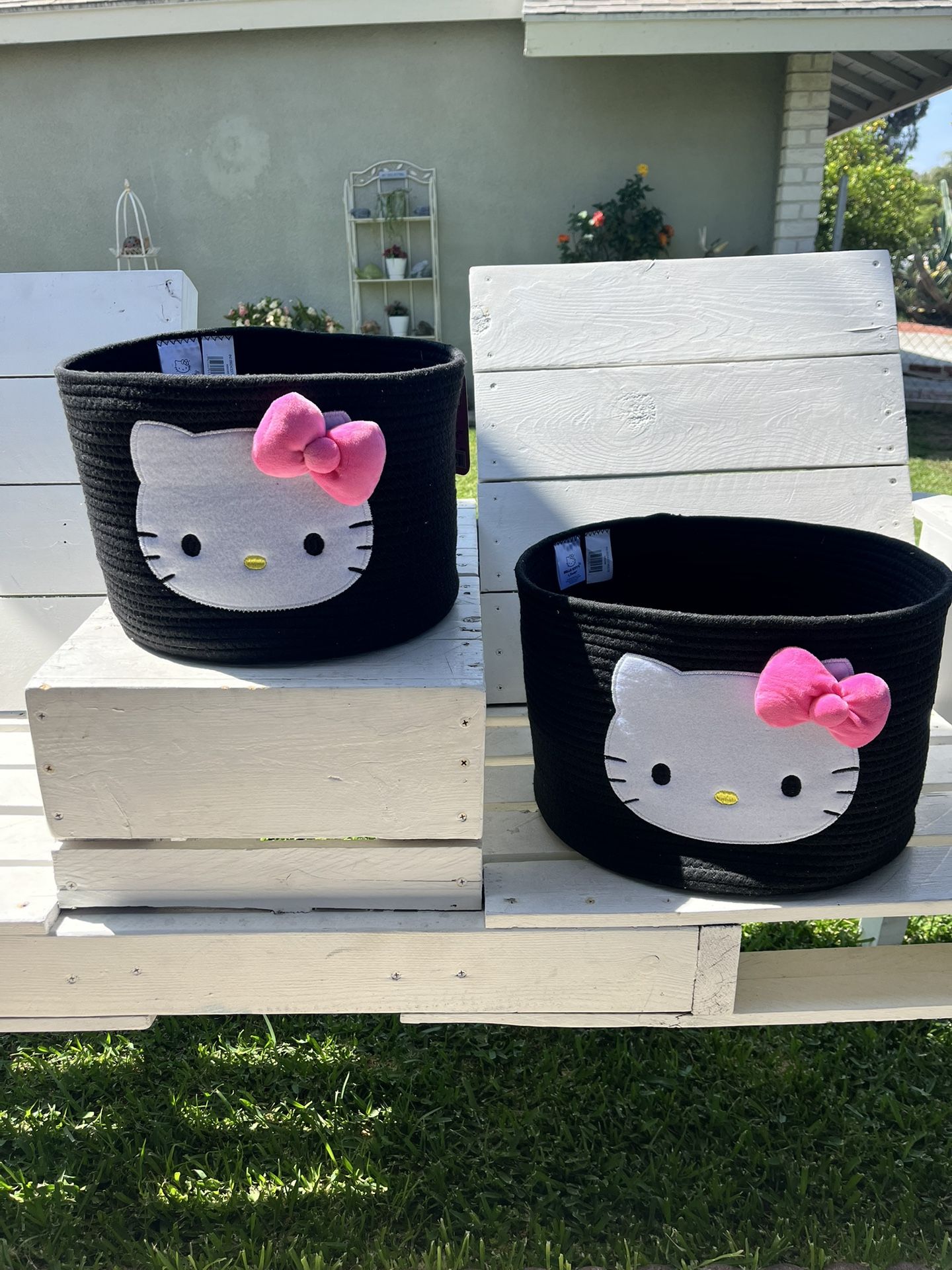 Hello Kitty Bins
