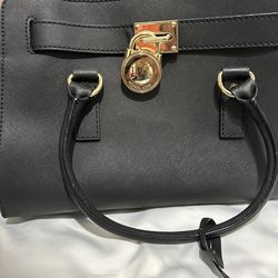 Michael Kors Leather Bag like New