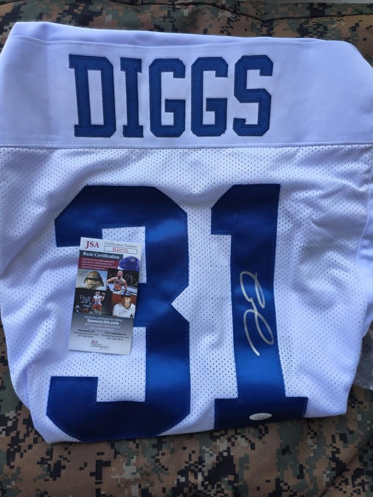 Cowboys Autograph Jersey