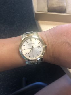 Burberry watch with extra links