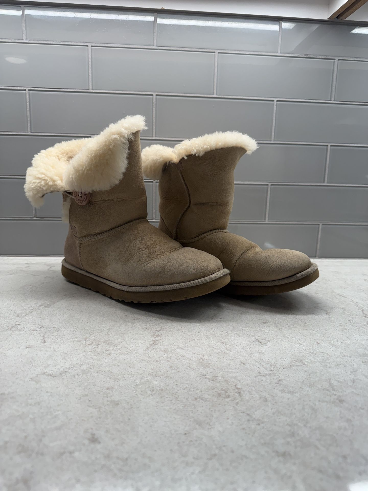 BAILEY BUTTON UGG BOOTS