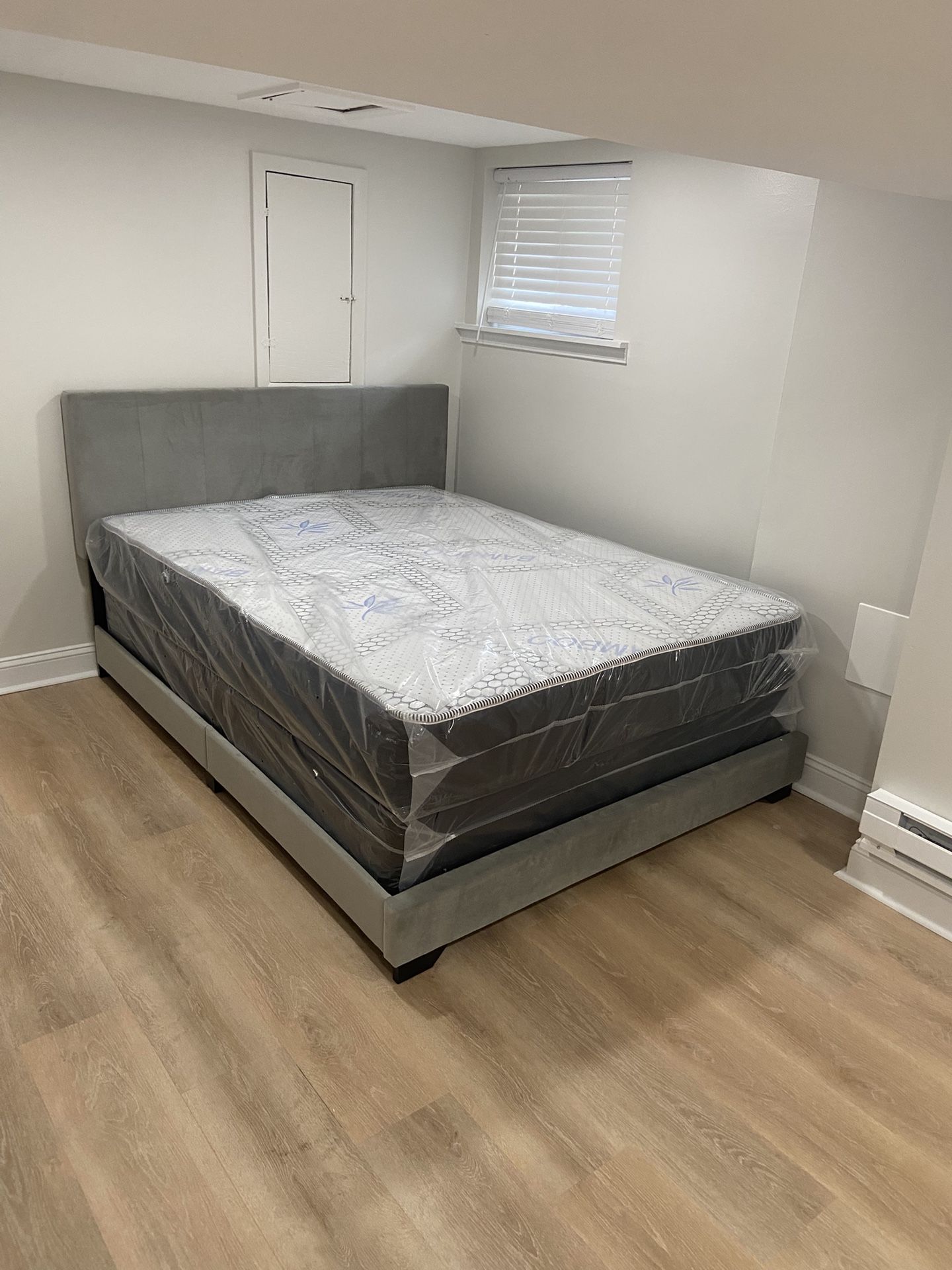 Queen Mattress Come With Bed 🛌 Frame And Free Box Spring - Free Delivery 🚚 Today To Reasonable Distance