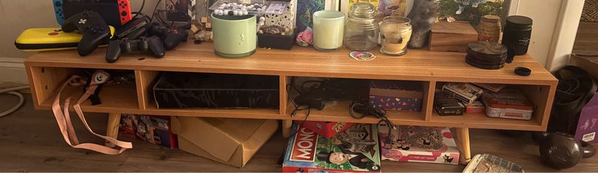 Tv console