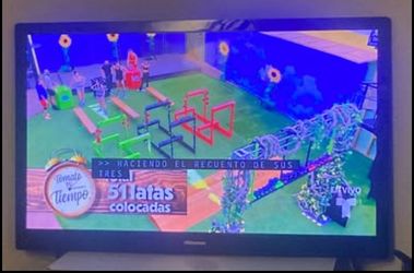 42" Hisense TV Model F42K20E W/ TV Mount