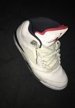 Jordan’s 5’s size 13