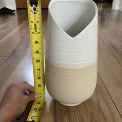 Cream Vase