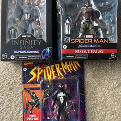 Marvel Legends MCU Figures & Retro Spider-Man!