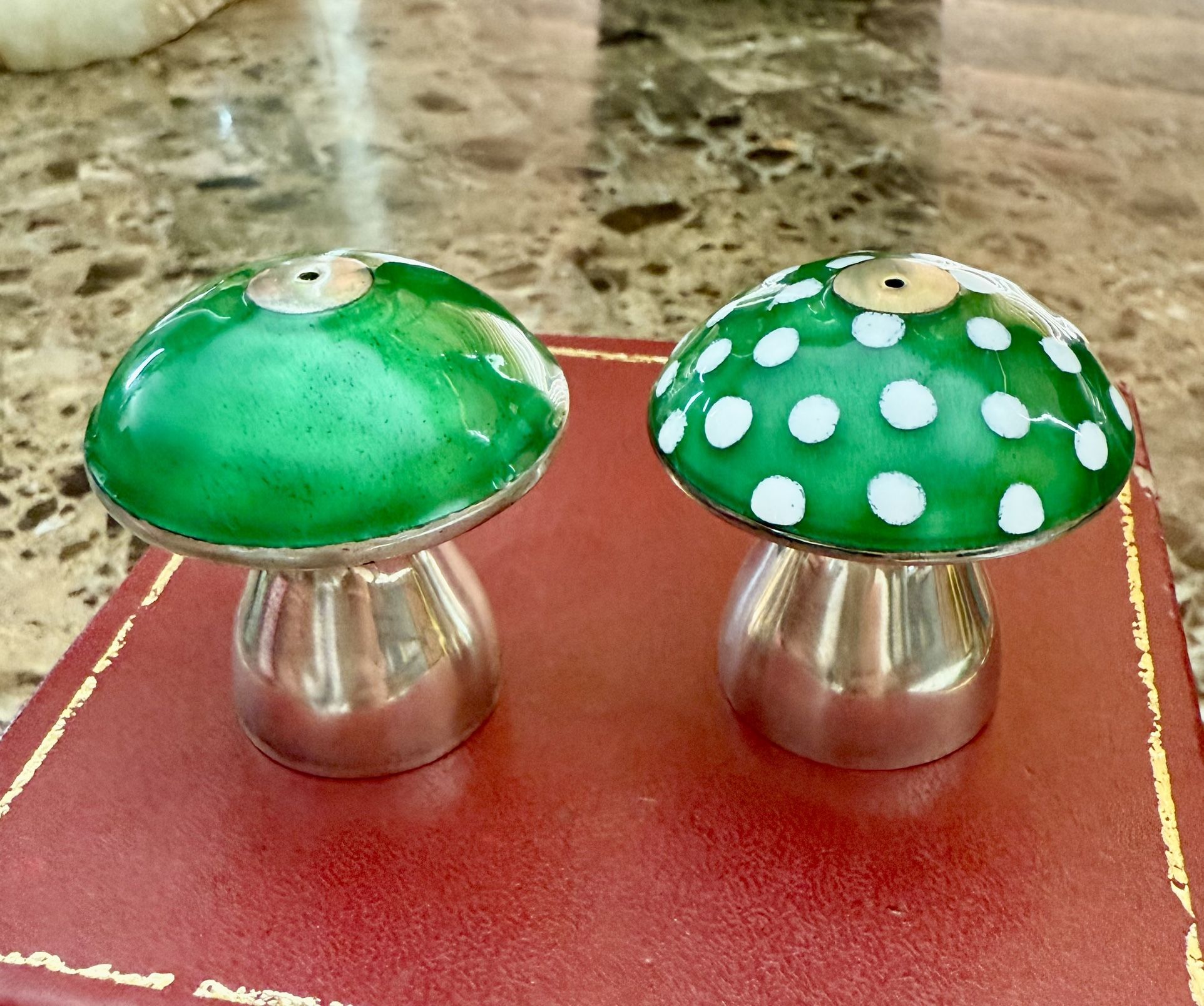 Solid Silver Sterling Silver Mushrooms Green Enamel Salt & Pepper Shakers 77g