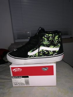 Size 9 Supreme X Vans