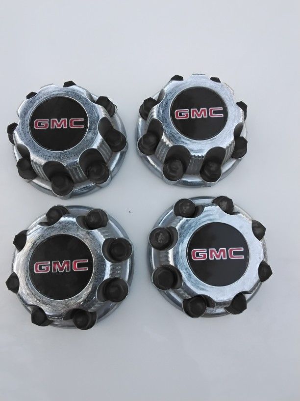 8 Lug GMC Caps