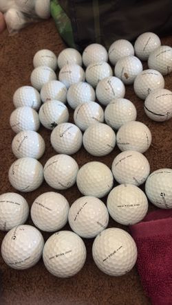 37 Mint Non Water Taylormade TP5X Golf Balls