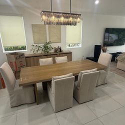 DINNING CHAIRS MINT CONDITION 