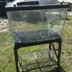 Fish Tank With Stand 24”x12”Wx17”H