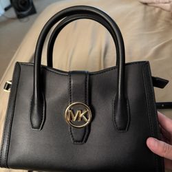 Micheal Kors Purse 