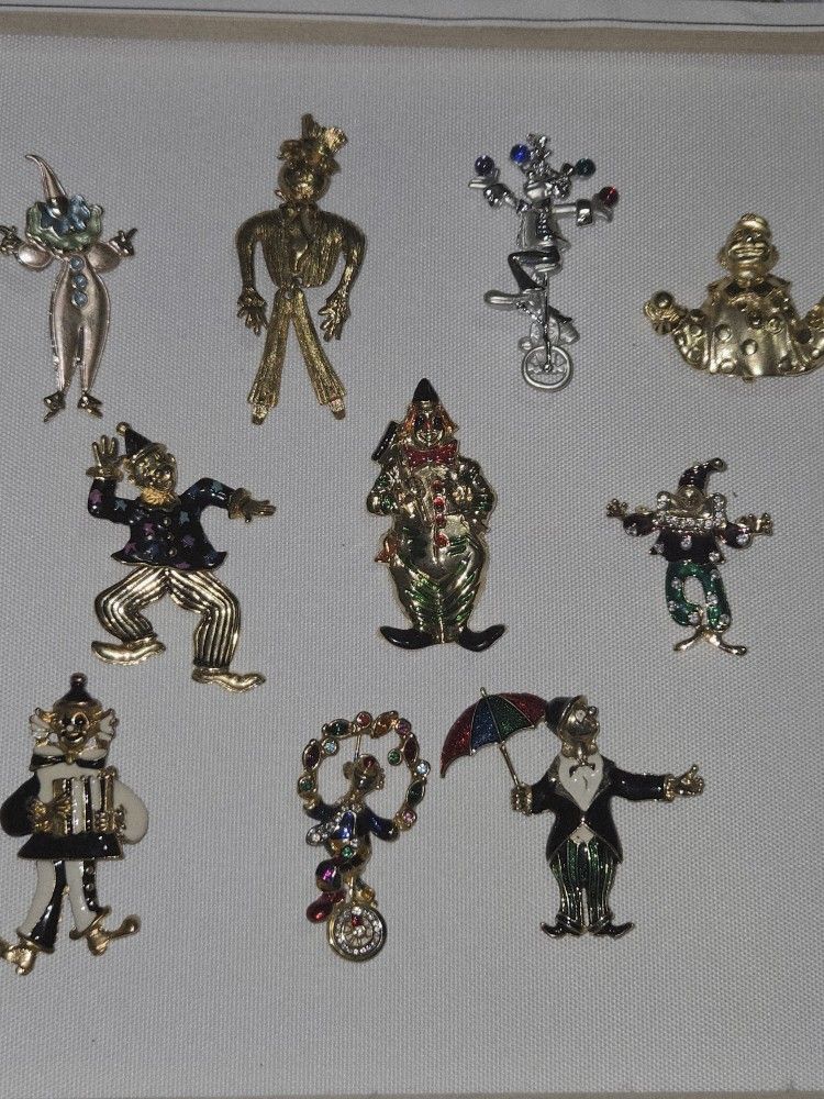 Bundle Of Clown Brooches NO Flaws Very Nice Selling Together