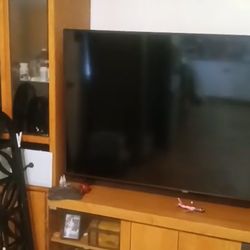 2 Cabinet and stand set