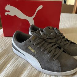 7.5 WMNS- Puma Vikky Suede