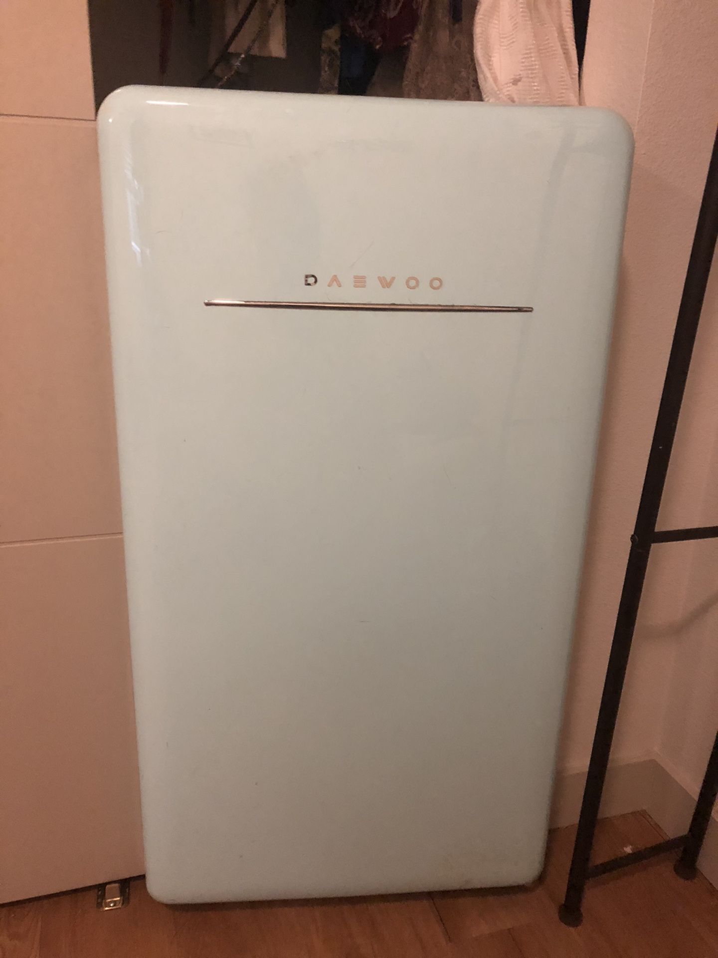 Daewoo Retro Light Blue Mini Fridge
