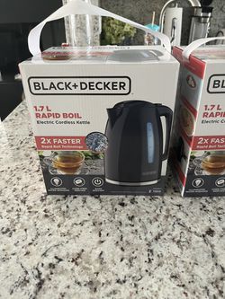BLACK+DECKER KE1555GY 1.7L Rapid Boil Electric Cordless Kettle