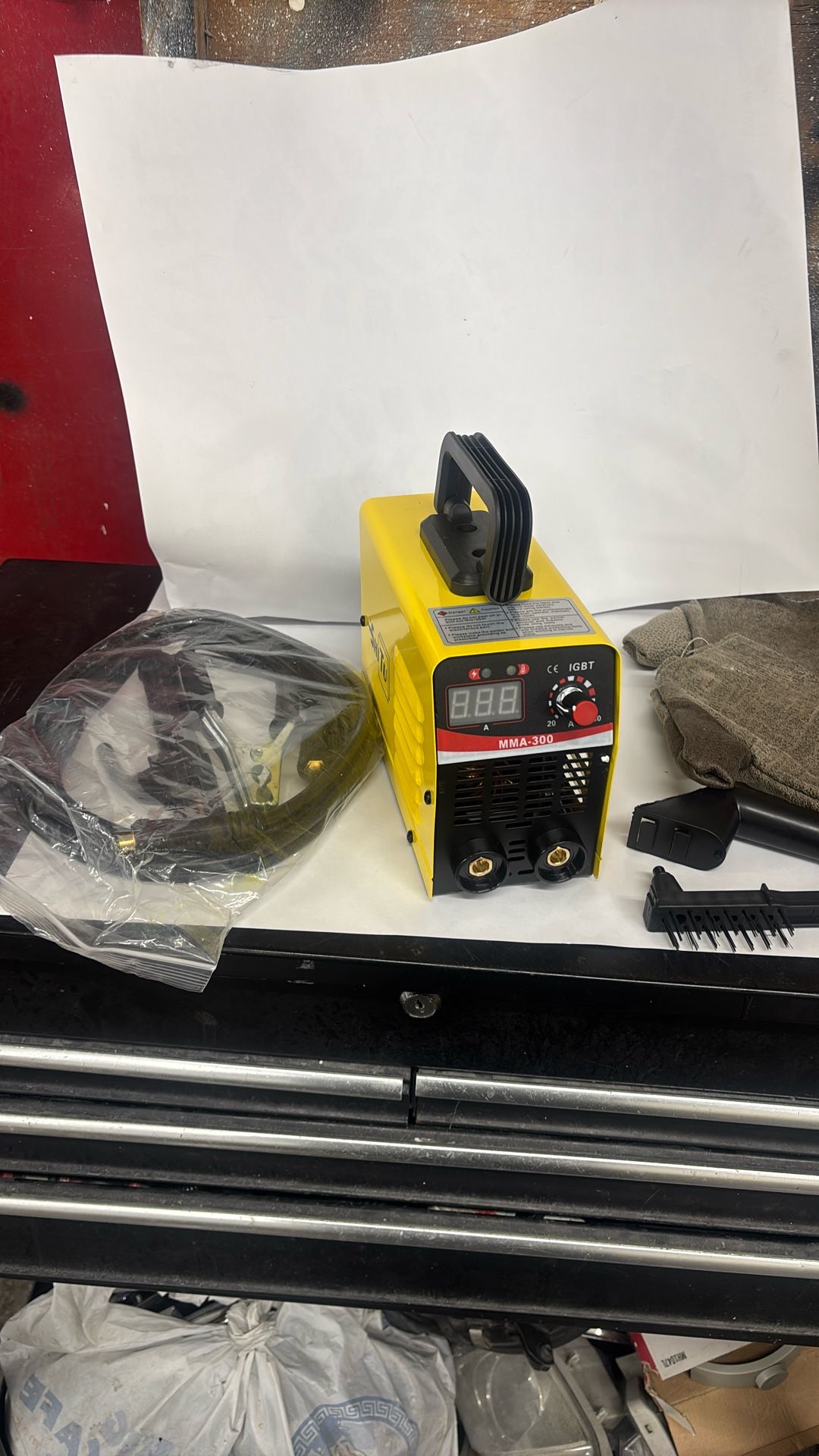 soldador mini 300 amp nuevo