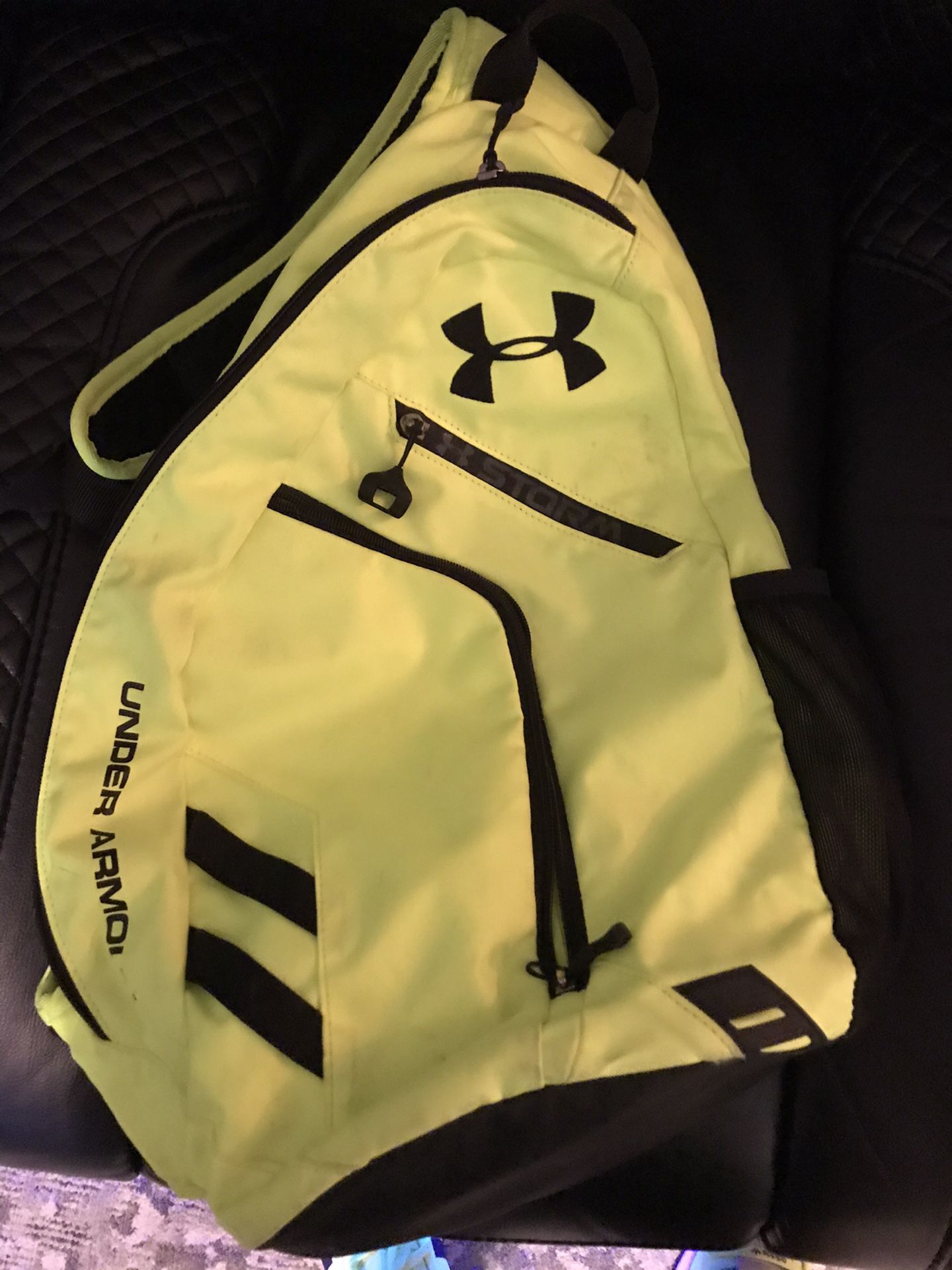 Under armour sling backpack