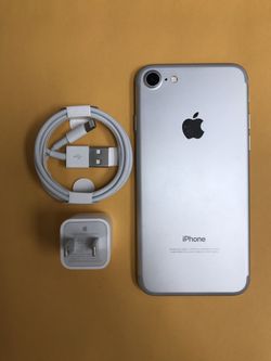 iPhone 7 32GB Factory Unlocked