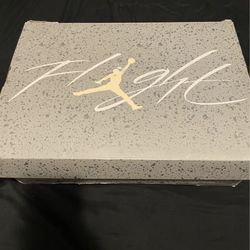 Jordan 4’s Size 9.5