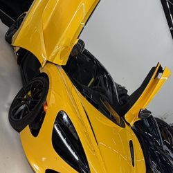 2023 McLaren 720s