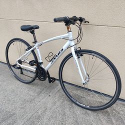 2011 Jamis Allegro 1 28" 700c 24-Speed Hybrid Gravel/Road/Commuter Bike - Light 16" Frame - Comfort Seat - Tuned! - Shimano System (MSRP $500)
