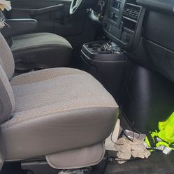 Chevy 2500 Express Van 3/4 Ton