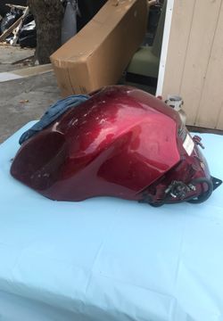 96 Kawasaki Ninja ZX600E Fuel Tank