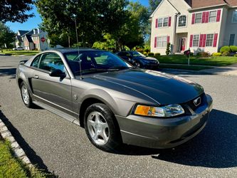 2004 Ford Mustang
