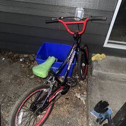 Schwin Flacon Kids Bike 