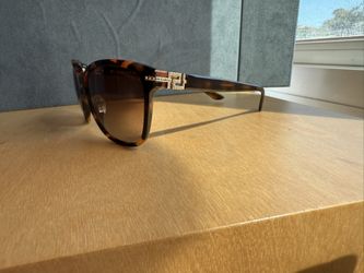 Versace Sunglasses model VE4290BA-GB1-8G