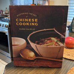 Mastering The Art Of Chinese Cooking By Eileen Yin-Fei Lo