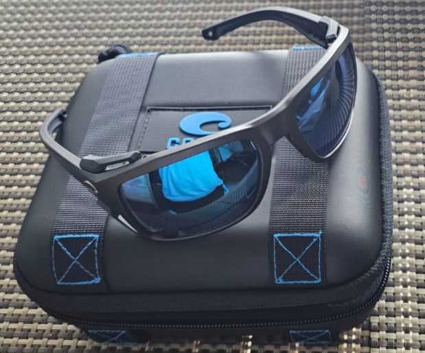 King Tide 6&8 Costa DelMar Polarized 580 glass sport fishingsun glasses.