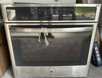 GE Single Stainless Wall Oven 