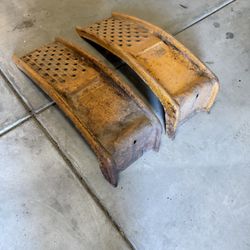 Heavy‑Duty Metal Car Stands (Pair)