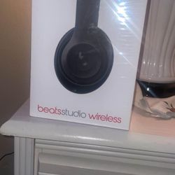 BEATS studio Pro 