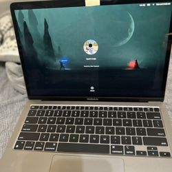 MacBook Air 13”