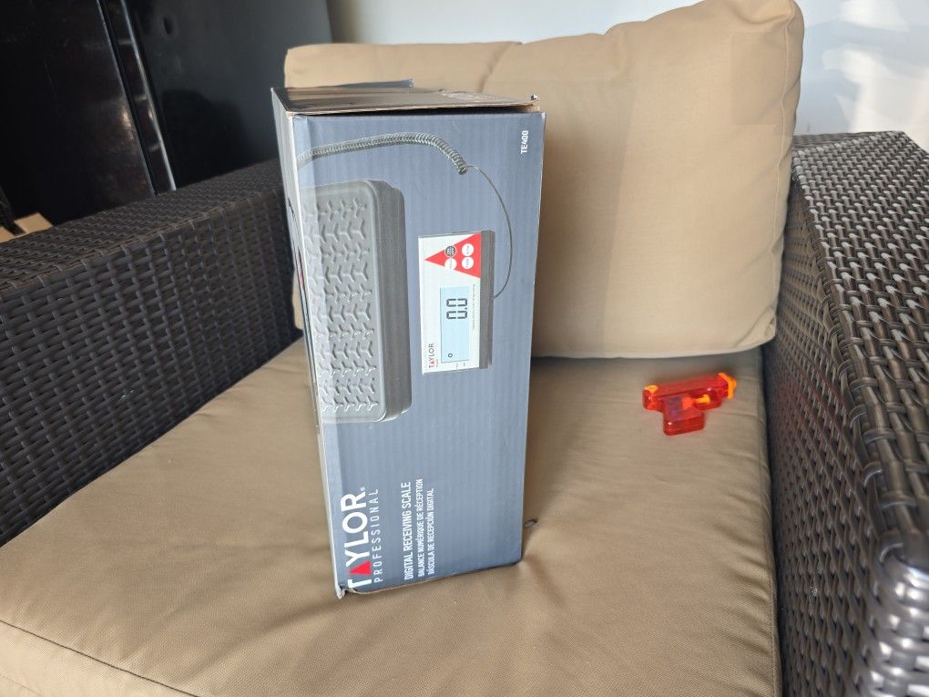 *New Low Price If Sold Today* Taylor Te400 Scale